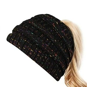 CABLE KNIT PONYTAIL BEANIE!